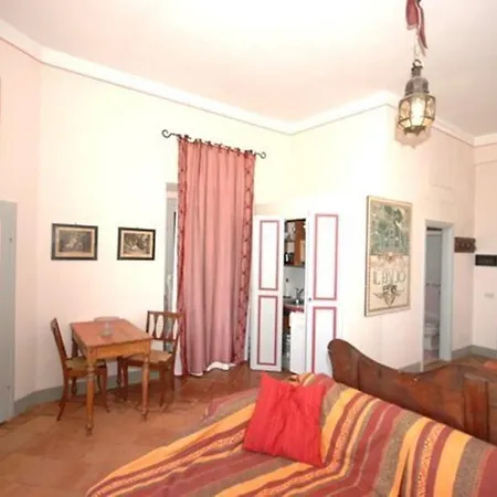Apartment Le Camelie Siena