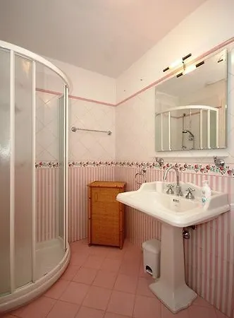Le Camelie Apartment